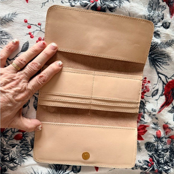 Wallet Creamy Sheep Skin Hand-Crafted Minimalist Folded - Picture 4 of 7